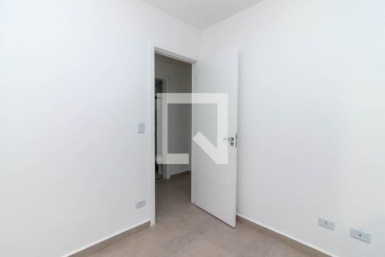 Quarto 1 de apartamento para alugar com 2 quartos, 35m² em Vila Isolina Mazzei, São Paulo