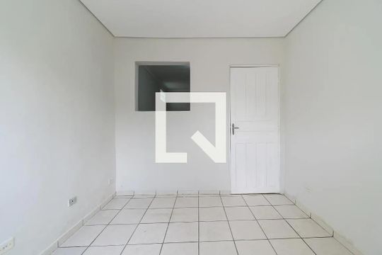 Casa 1 - Quarto de casa à venda com 4 quartos, 100m² em Vila Babilonia, São Paulo
