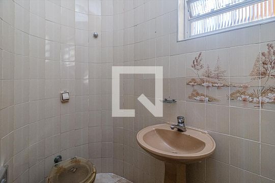 lavabo_1 de casa à venda com 3 quartos, 205m² em Sacomã, São Paulo