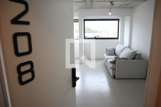 Apartamento à venda com 2 quartos, 55m² em Camorim, Rio de Janeiro