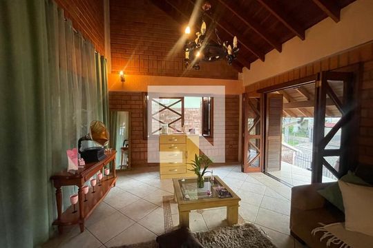 Casa à venda com 5 quartos, 390m² em Pinheiro, São Leopoldo