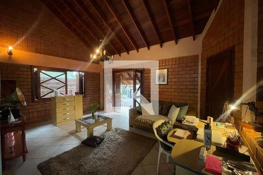 Casa à venda com 5 quartos, 390m² em Pinheiro, São Leopoldo