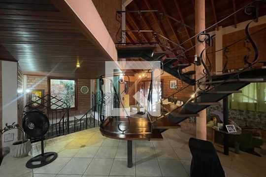 Casa à venda com 5 quartos, 390m² em Pinheiro, São Leopoldo