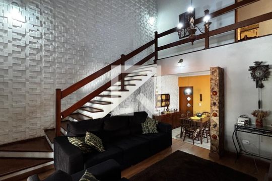 Sala de casa à venda com 3 quartos, 225m² em Jardim Europa, Santo André
