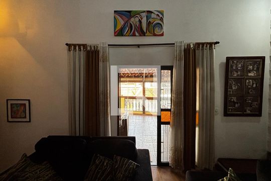 Sala de casa à venda com 3 quartos, 225m² em Jardim Europa, Santo André