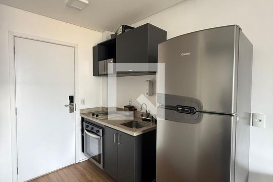 Kitnet/Studio à venda com 1 quarto, 25m² em Santa Ifigênia, São Paulo