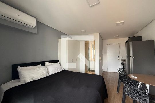 Kitnet/Studio à venda com 1 quarto, 25m² em Santa Ifigênia, São Paulo