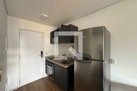 Kitnet/Studio à venda com 1 quarto, 25m² em Santa Ifigênia, São Paulo