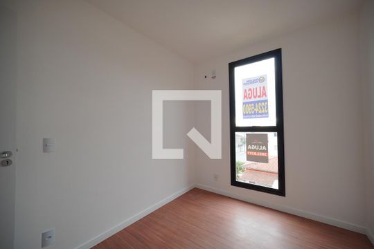Quarto 1 de apartamento para alugar com 2 quartos, 52m² em Serraria, São José