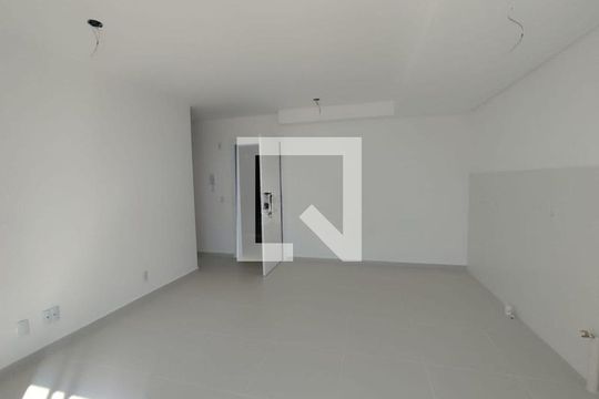 Sala / Cozinha  de apartamento para alugar com 2 quartos, 52m² em Serraria, São José