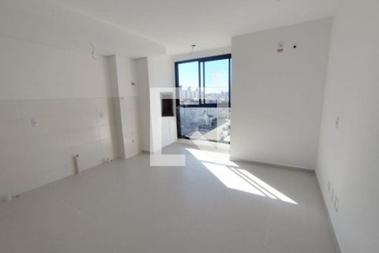 Sala / Cozinha  de apartamento para alugar com 2 quartos, 52m² em Serraria, São José