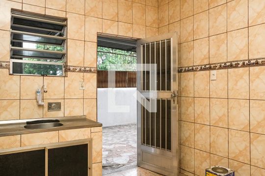 Cozinha de casa para alugar com 2 quartos, 45m² em Rocha Sobrinho, Mesquita