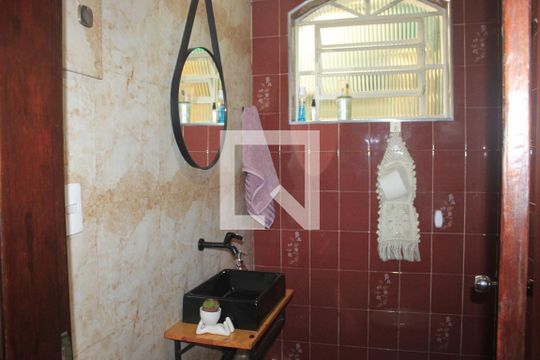 Lavabo  de casa à venda com 4 quartos, 180m² em Vila Ristori, Guarulhos