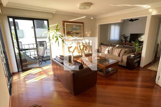 Sala de apartamento à venda com 3 quartos, 178m² em Moema, São Paulo