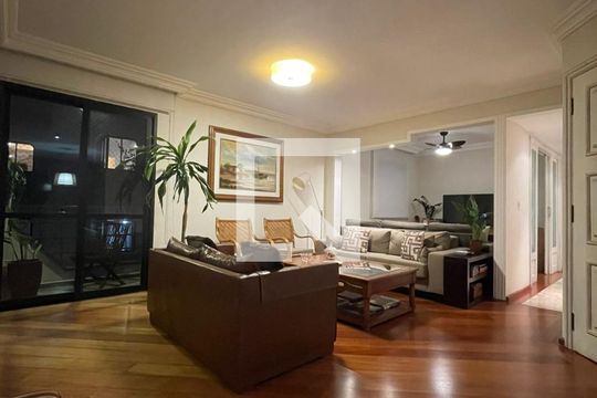 Sala de apartamento à venda com 3 quartos, 178m² em Moema, São Paulo