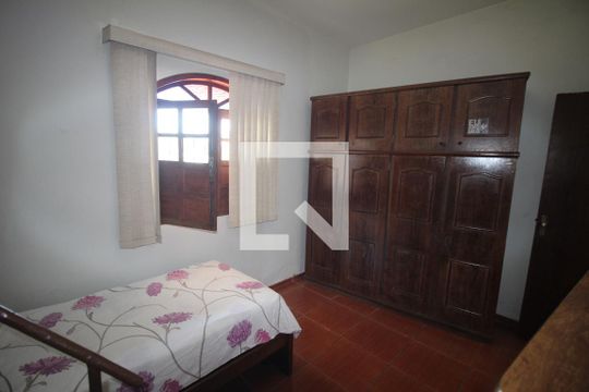 Suíte de casa à venda com 4 quartos, 434m² em Lindéia, Contagem