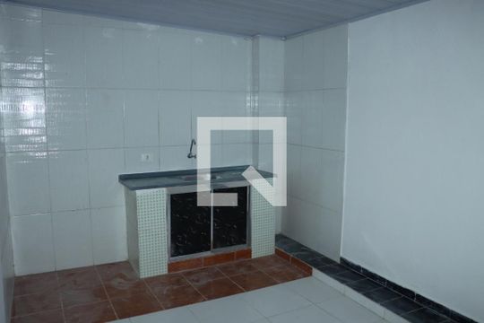 Casa para alugar com 1 quarto, 200m² em Jardim Casa Branca, Embu das Artes