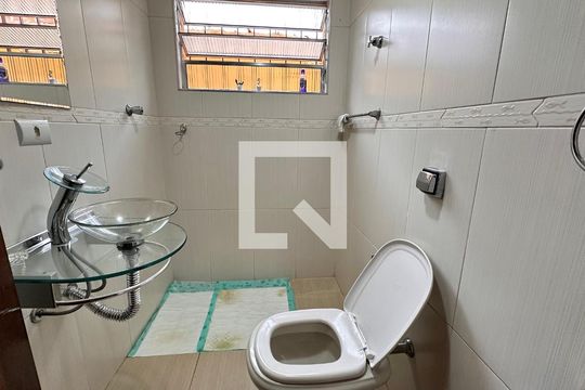 Casa à venda com 3 quartos, 200m² em Jardim São Luís, São Paulo
