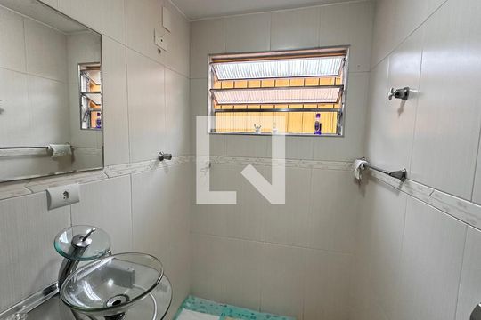 Casa à venda com 3 quartos, 200m² em Jardim São Luís, São Paulo