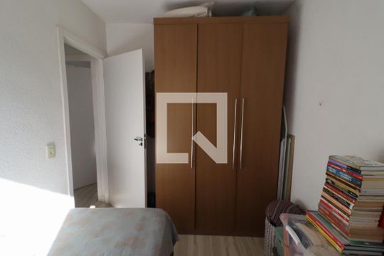 Quarto 1 de apartamento à venda com 2 quartos, 44m² em São Pedro, Osasco