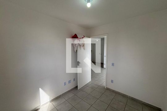 Quarto 1 de apartamento para alugar com 2 quartos, 150m² em Jardim Lourdes, Ferraz de Vasconcelos
