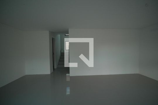 Casa de Condomínio para alugar com 3 quartos, 180m² em Santa Felicidade, Curitiba