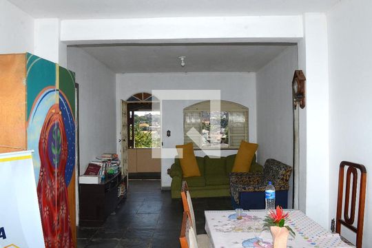 Copa de casa para alugar com 2 quartos, 450m² em Pousada Santo Antonio, Belo Horizonte