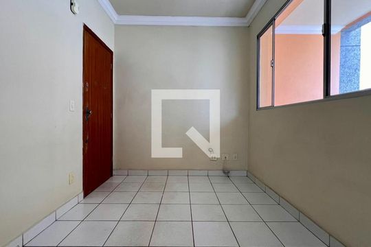 Apartamento à venda com 3 quartos, 70m² em Padre Eustáquio, Belo Horizonte