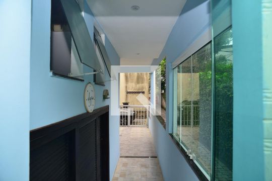 Acesso Casa de casa de condomínio para alugar com 3 quartos, 260m² em Barra da Tijuca, Rio de Janeiro