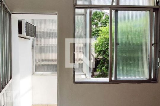Sala de apartamento à venda com 2 quartos, 98m² em Lapa, Rio de Janeiro