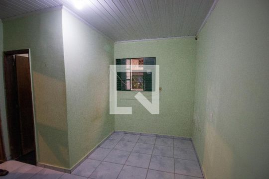 Casa para alugar com 1 quarto, 65m² em Conjunto K, Brasília