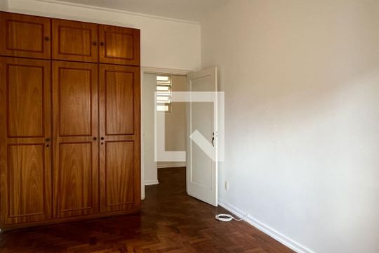 Quarto 1 de apartamento para alugar com 2 quartos, 90m² em Boqueirão, Santos