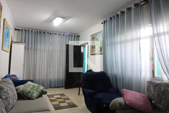 Casa à venda com 5 quartos, 180m² em Vila Ré, São Paulo