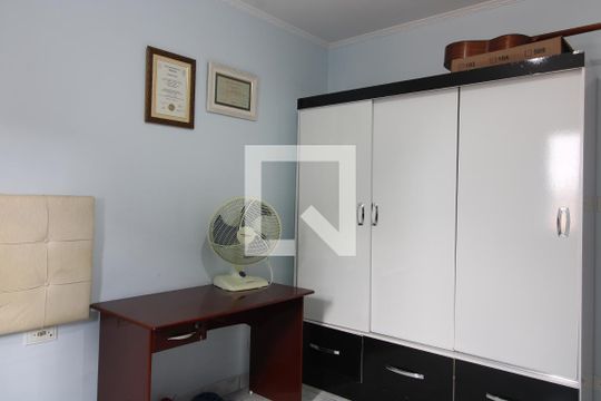 Quarto 1 de casa à venda com 5 quartos, 180m² em Vila Ré, São Paulo