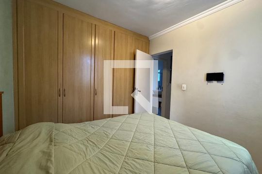 Quarto 1 de apartamento para alugar com 2 quartos, 70m² em Continental, Osasco