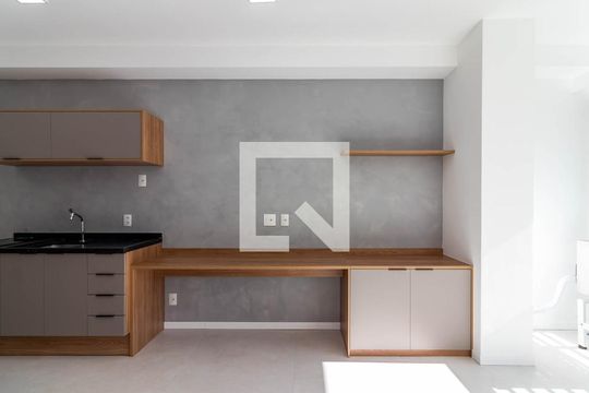 Sala e Quarto de apartamento à venda com 1 quarto, 28m² em Santana, São Paulo