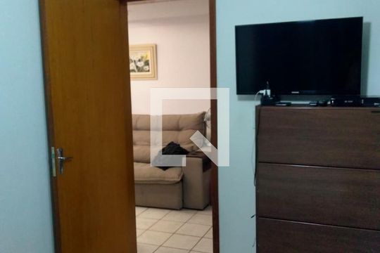 Quarto de apartamento à venda com 2 quartos, 60m² em Fernão Dias, Belo Horizonte