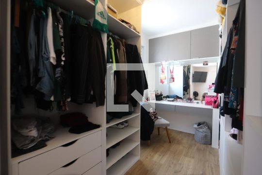 Closet da Suíte de casa à venda com 3 quartos, 180m² em Vila Santa Clara, São Paulo
