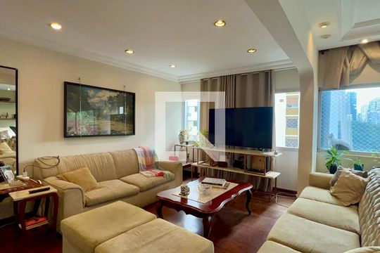 Sala de TV de apartamento à venda com 3 quartos, 160m² em Jardim Paulista, São Paulo