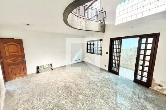 Sala  de casa à venda com 4 quartos, 280m² em Água Fria, São Paulo