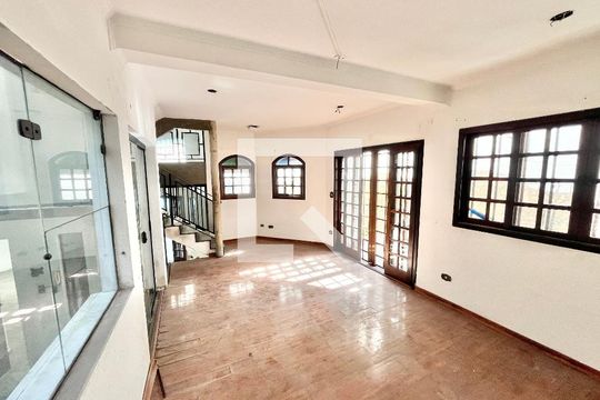 Sala 2 de casa à venda com 4 quartos, 280m² em Água Fria, São Paulo