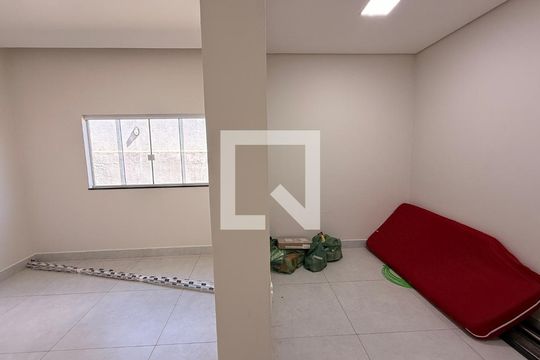 Suite 01 com Closet de casa à venda com 3 quartos, 210m² em Q 4, Brasília