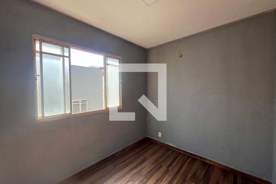 Quarto 1 de casa à venda com 3 quartos, 52m² em Copacabana, Belo Horizonte