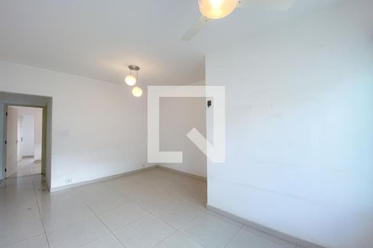 Sala de casa à venda com 3 quartos, 100m² em Lapa, São Paulo