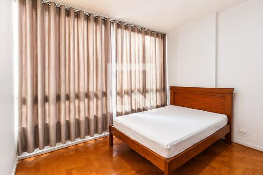 Sala - Dormitório de kitnet/studio para alugar com 1 quarto, 40m² em Bela Vista, São Paulo