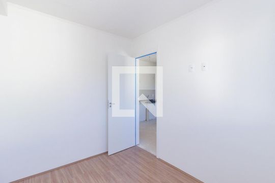 Quarto 1 de apartamento para alugar com 2 quartos, 32m² em Parque Pan Americano, São Paulo