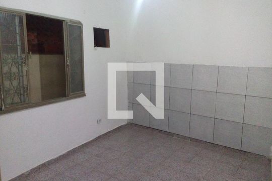 Quarto de casa à venda com 1 quarto, 60m² em Tomás Coelho, Rio de Janeiro