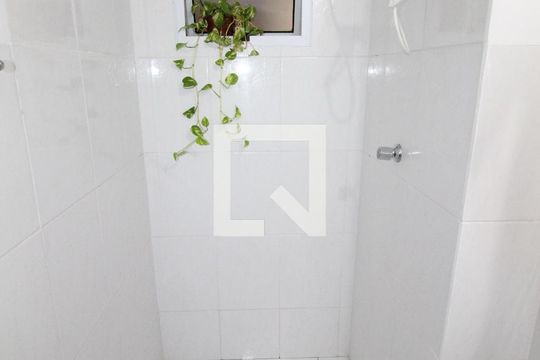 Banheiro de apartamento para alugar com 2 quartos, 65m² em Vila Industrial, São José dos Campos