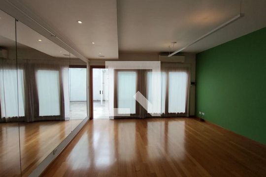 Casa à venda com 3 quartos, 300m² em Vila Sao Luis, São Paulo