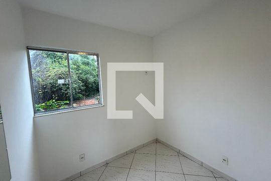 Quarto  de casa para alugar com 1 quarto, 45m² em Praça Seca, Rio de Janeiro